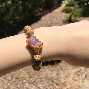 BD designs beaded bracelet with larger druzy stone